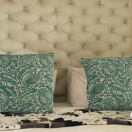 Lucette Boutique Guesthouse-3